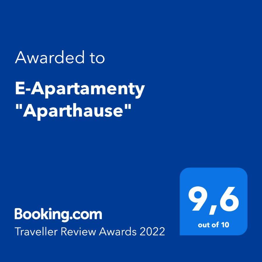Willa "Aparthause" E-Apartamenty Mielec Extérieur photo